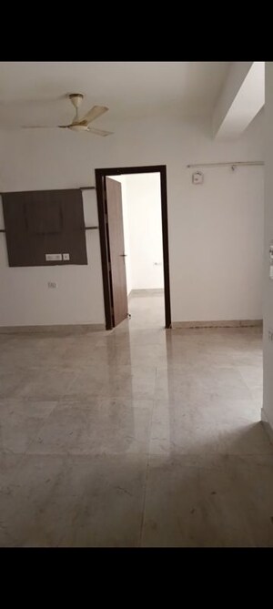 Room in 3 BHK Apartment at Uninav Bliss, Raj Nagar Extension – for Sale