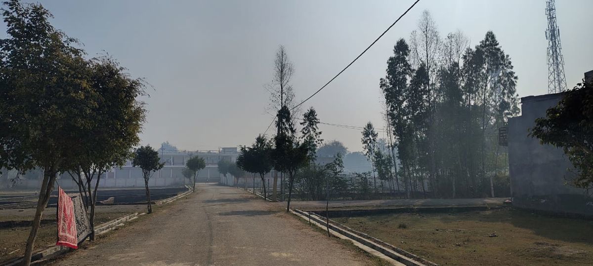 Plot For Sale in Mohanlalganj