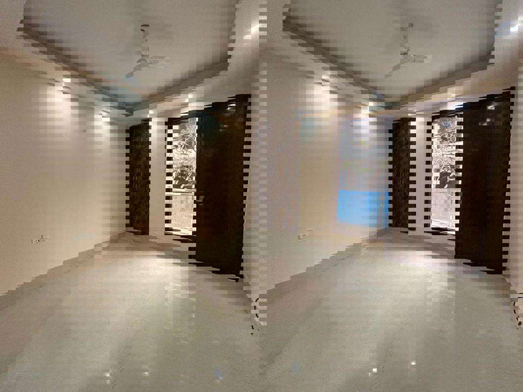 4 BHK + Study Room Builder Floor For Rent in Saket