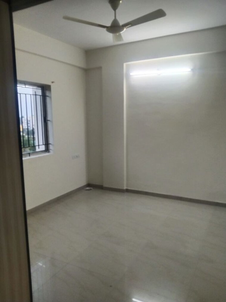 Room, dsr-green-field 3 Bedroom 1548 Sq.Ft. Apartment In Whitefield Bangalore 9922252
