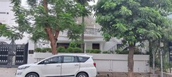 6 BHK + Extra Room Independent House For Sale in Mahanagar