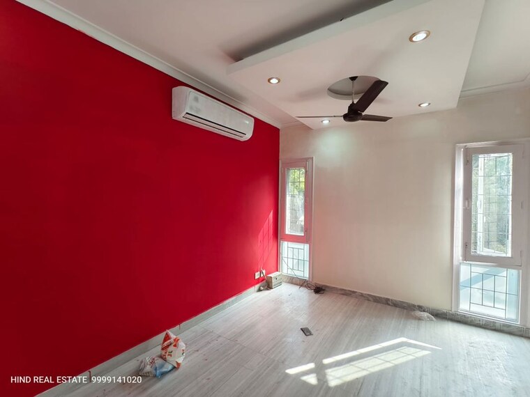 Bedroom, vasant kunj 3 Bedroom 2000 Sq.Ft. Apartment In Vasant Kunj Delhi 9922348