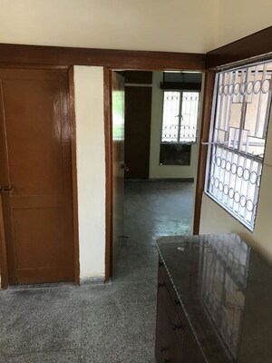 Room in 2 BHK Apartment at Vasant Kunj – for Rent