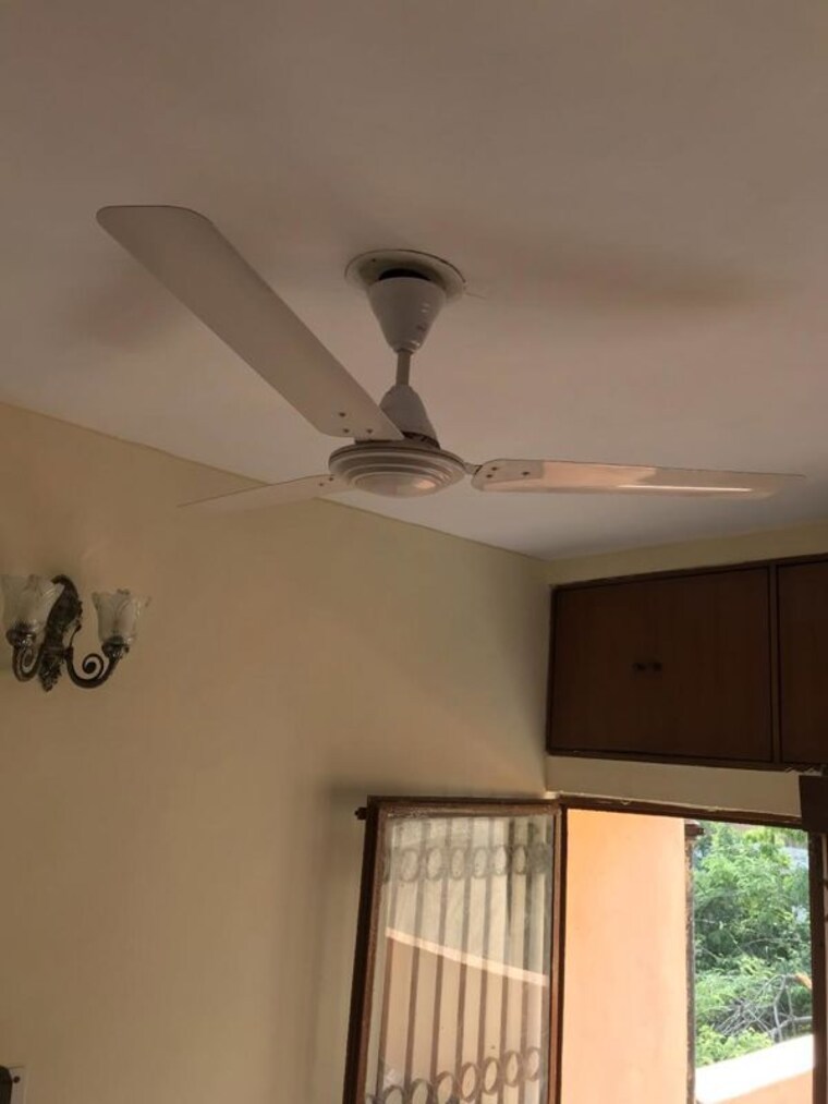 undefined, vasant kunj 2 Bedroom 1200 Sq.Ft. Apartment In Vasant Kunj Delhi 9922378