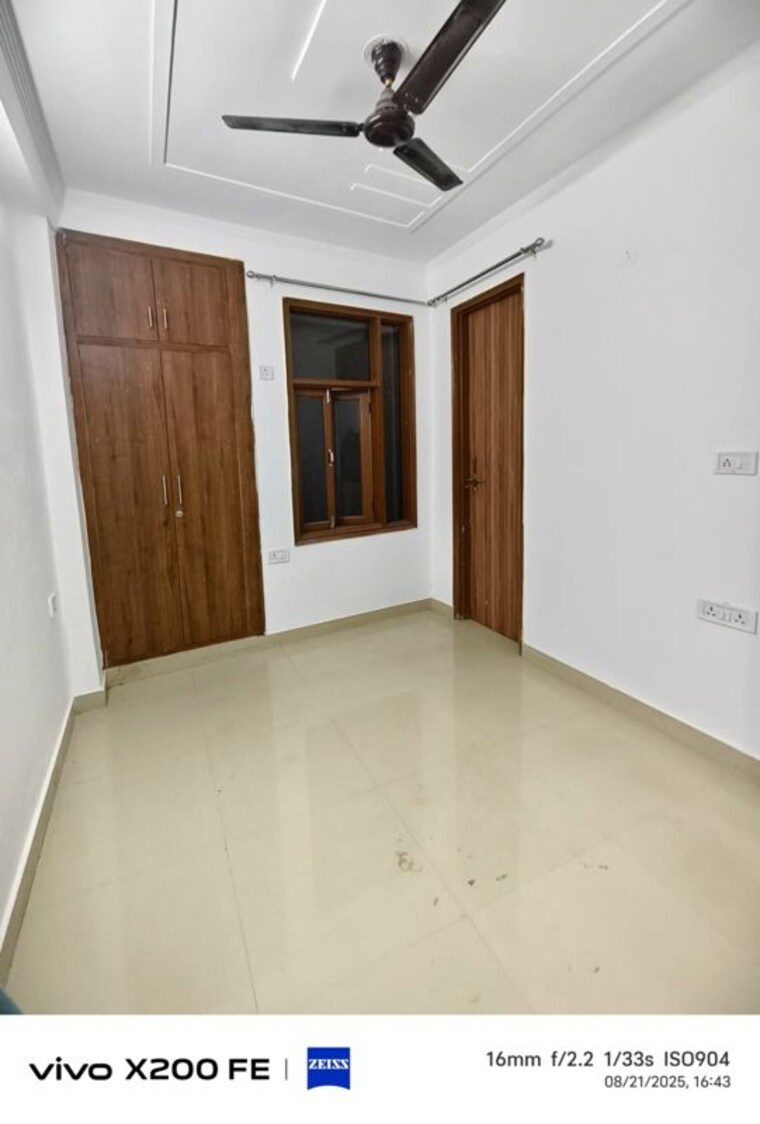 Room, neb sarai 1 Bedroom 600 Sq.Ft. Builder Floor In Neb Sarai Delhi 9922391