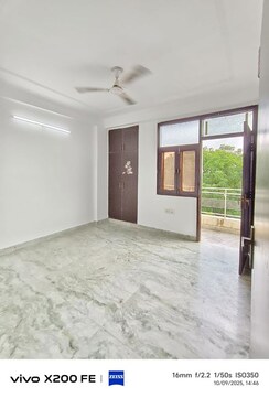 1 BHK Builder Floor For Rent in Neb Sarai