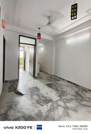 Room in 1 BHK Builder Floor at Neb Sarai – for Rent