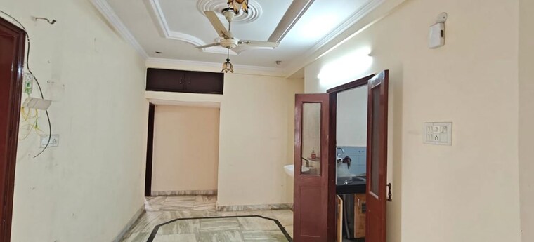 Bedroom, gujranwala town 3 Bedroom 1350 Sq.Ft. Builder Floor In Gujranwala Town Delhi 9498610