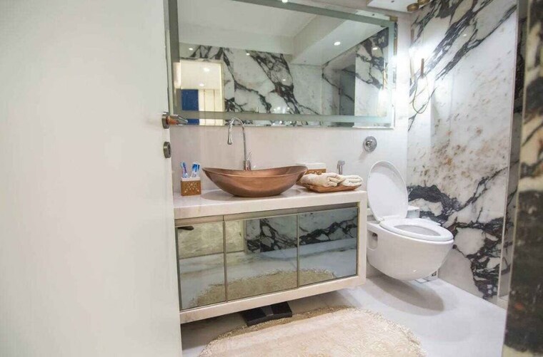 Attached Bathroom, paradigm-nivan 5 Bedroom 3100 Sq.Ft. Apartment In Khar West Mumbai 9922398