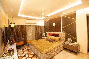 Bedroom in 5 BHK Apartment at Paradigm Nivan, Khar West – for Sale