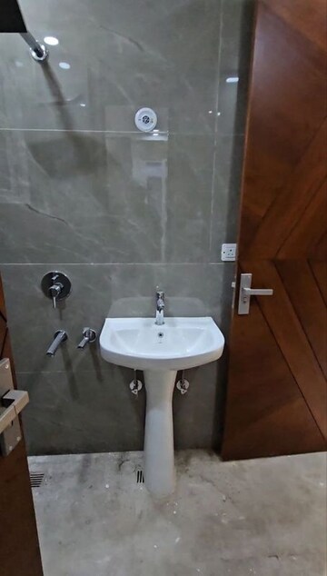 Bathroom in 3 BHK Builder Floor at Sainik Colony – for Sale