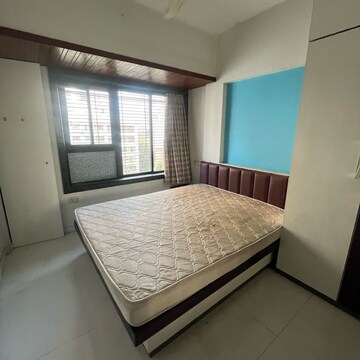 Bedroom in 1.5 BHK Apartment at The Discovery CHS, Rajendra Nagar – for Rent