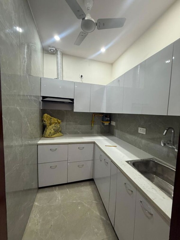 Kitchen, kalkaji 1 Bedroom 700 Sq.Ft. Builder Floor In Kalkaji Delhi 9922452