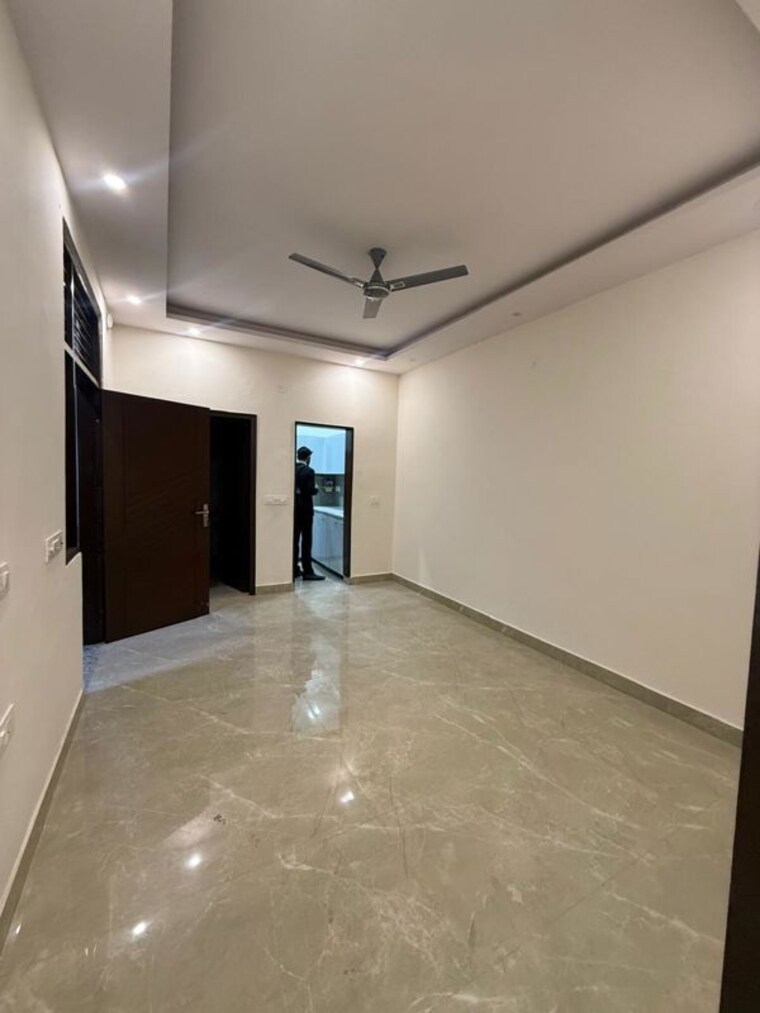 Room, kalkaji 1 Bedroom 700 Sq.Ft. Builder Floor In Kalkaji Delhi 9922452