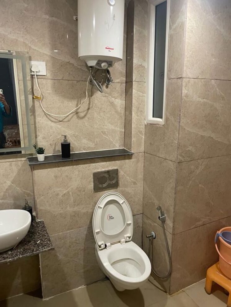 Bathroom, artique-uptown-skylla 3 Bedroom 1665 Sq.Ft. Apartment In International Airport Road Zirakpur 9922457