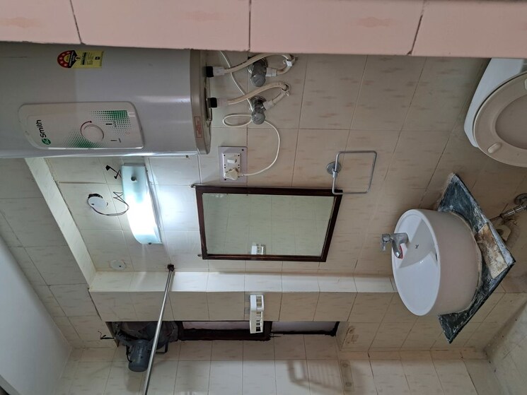 Bathroom, vasant kunj 2 Bedroom 1100 Sq.Ft. Apartment In Vasant Kunj Delhi 9922417