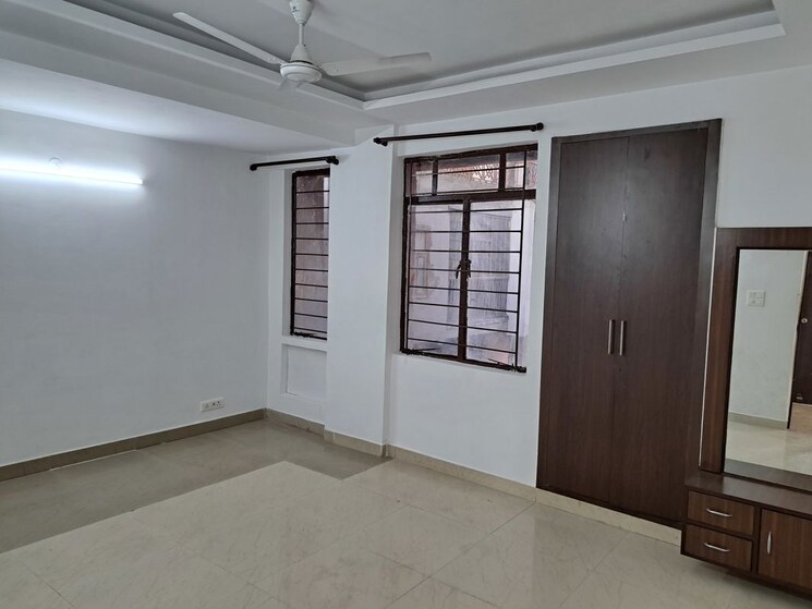 Room, vasant kunj 2 Bedroom 1100 Sq.Ft. Apartment In Vasant Kunj Delhi 9922417