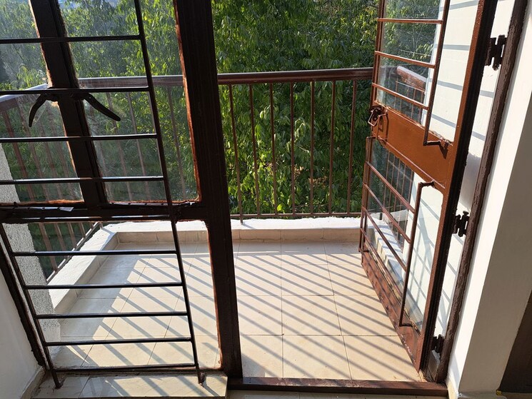 Balcony, vasant kunj 2 Bedroom 1100 Sq.Ft. Apartment In Vasant Kunj Delhi 9922417