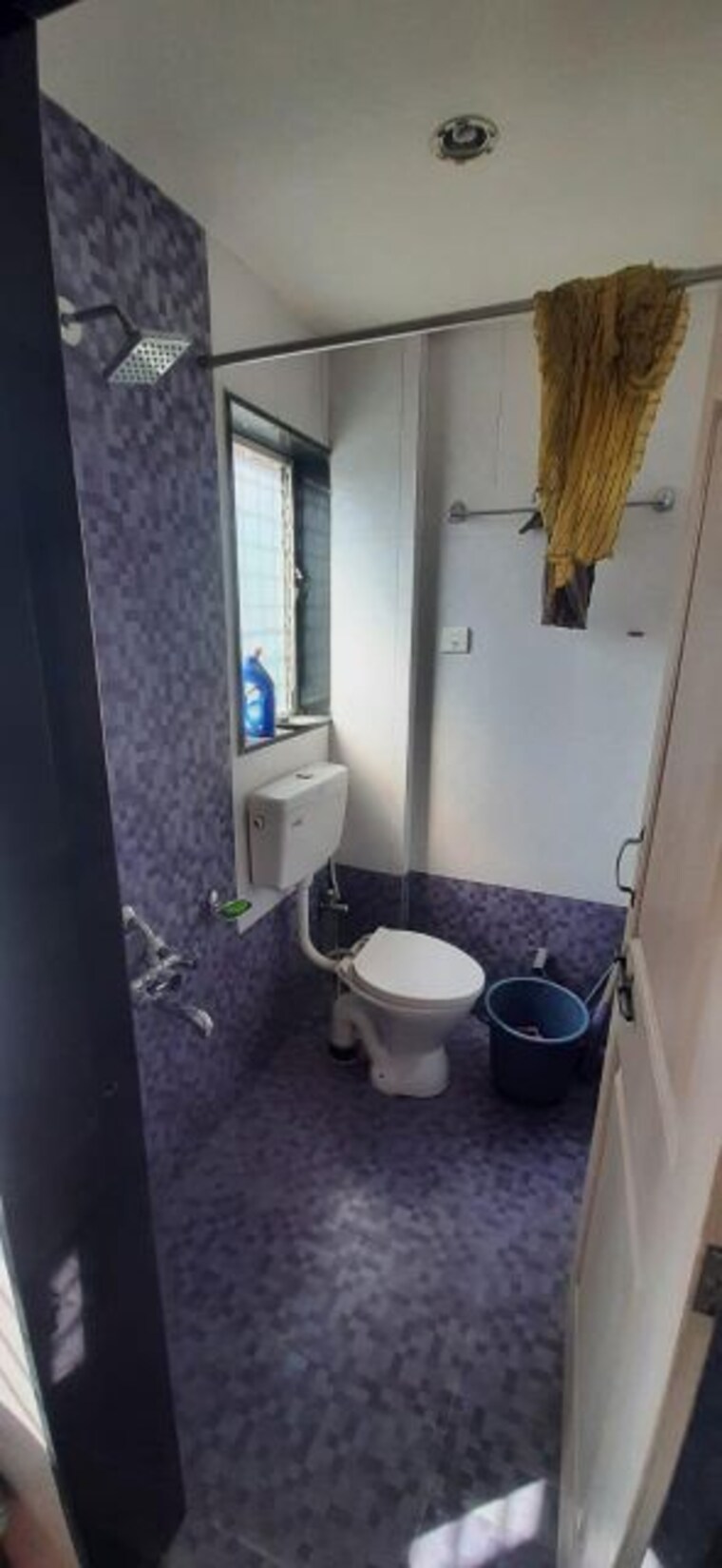Bathroom, mig-colony-gokhalenagar 1 Bedroom 500 Sq.Ft. Apartment In Gokhalenagar Pune 9922463