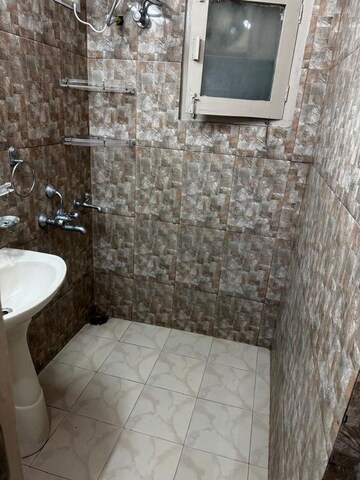 Bathroom in 3 BHK Builder Floor at Sector 37 – for Rent
