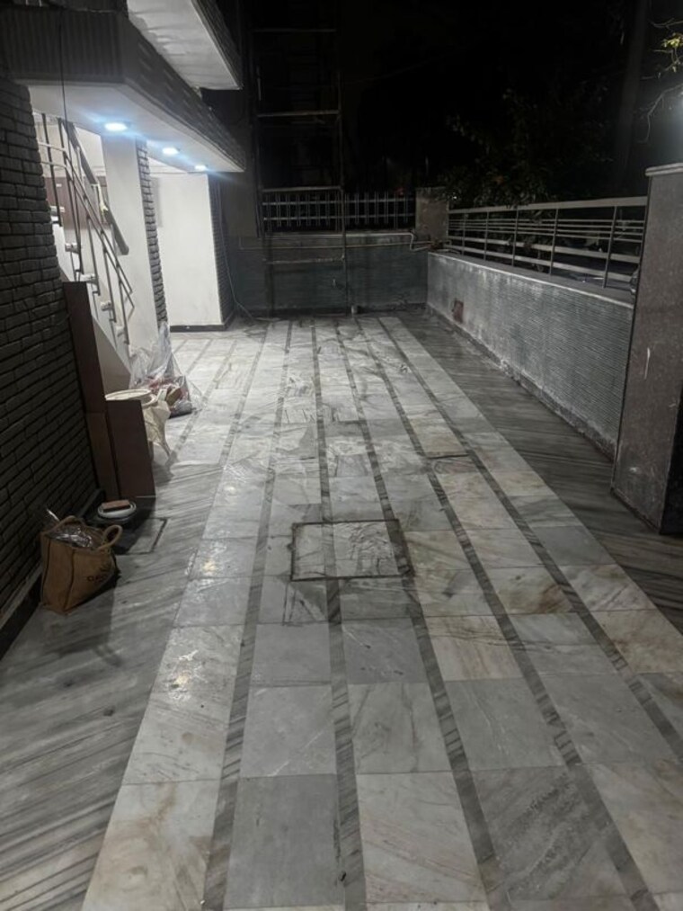 Balcony, sector 37 3 Bedroom 1500 Sq.Ft. Builder Floor In Sector 37 Chandigarh 9922465