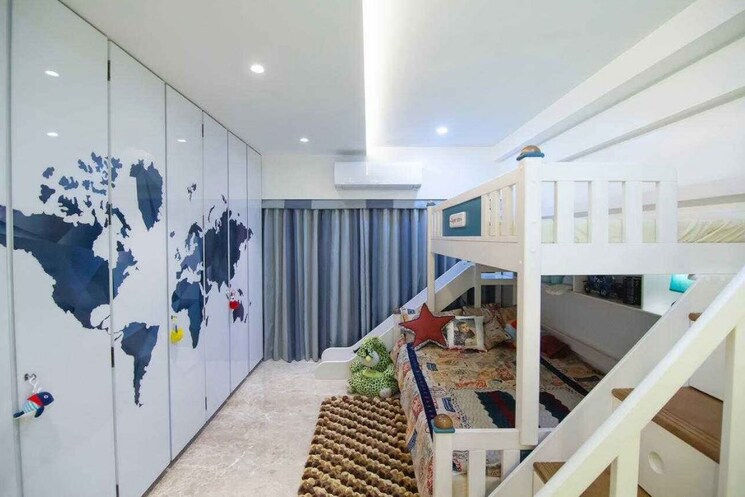 Balcony, paradigm-nivan 5 Bedroom 3100 Sq.Ft. Apartment In Khar West Mumbai 9922429