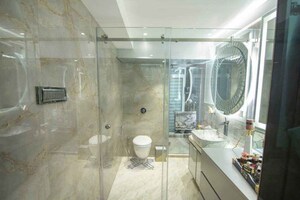 Bathroom in 5 BHK Apartment at Paradigm Nivan, Khar West – for Rent