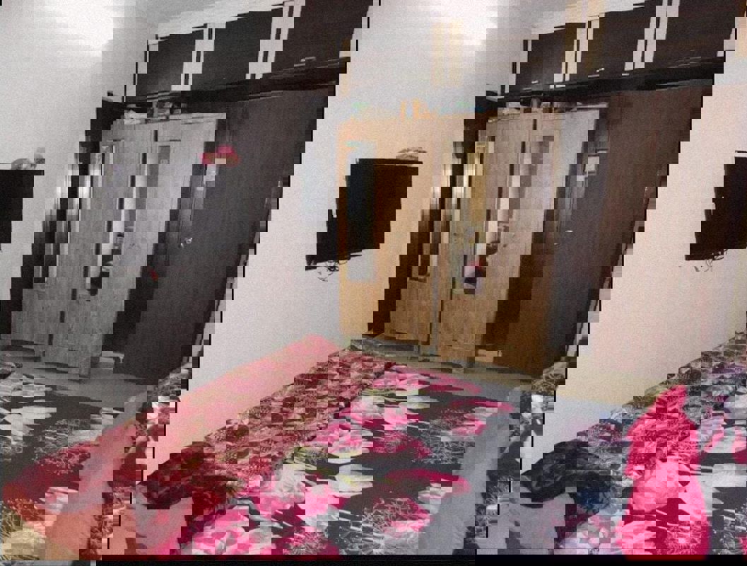 1 BHK 650 Sq.Ft. Apartment in Raj Mandir Complex