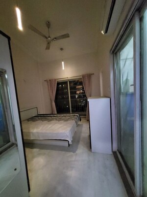 Bathroom in 4 BHK Penthouse at Shapoorji SP Residency, Phursungi – for Rent