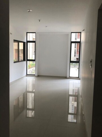 Room in 2 BHK Apartment at Rohan Abhilasha, Wagholi – for Rent