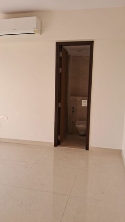 3 BHK + Extra Room Apartment For Rent in Lodha Azzuro