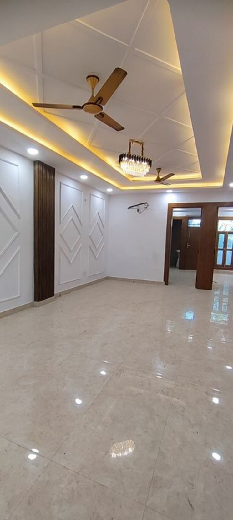 Room, puri-kohinoor 3 Bedroom 180 Sq.Yd. Builder Floor In Sector 89 Faridabad 9922509
