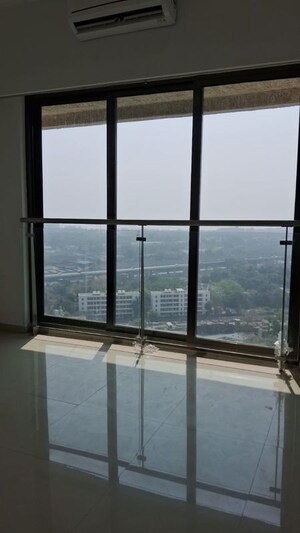 Room in 3 BHK Apartment at Celestia Spaces, Parel – for Rent