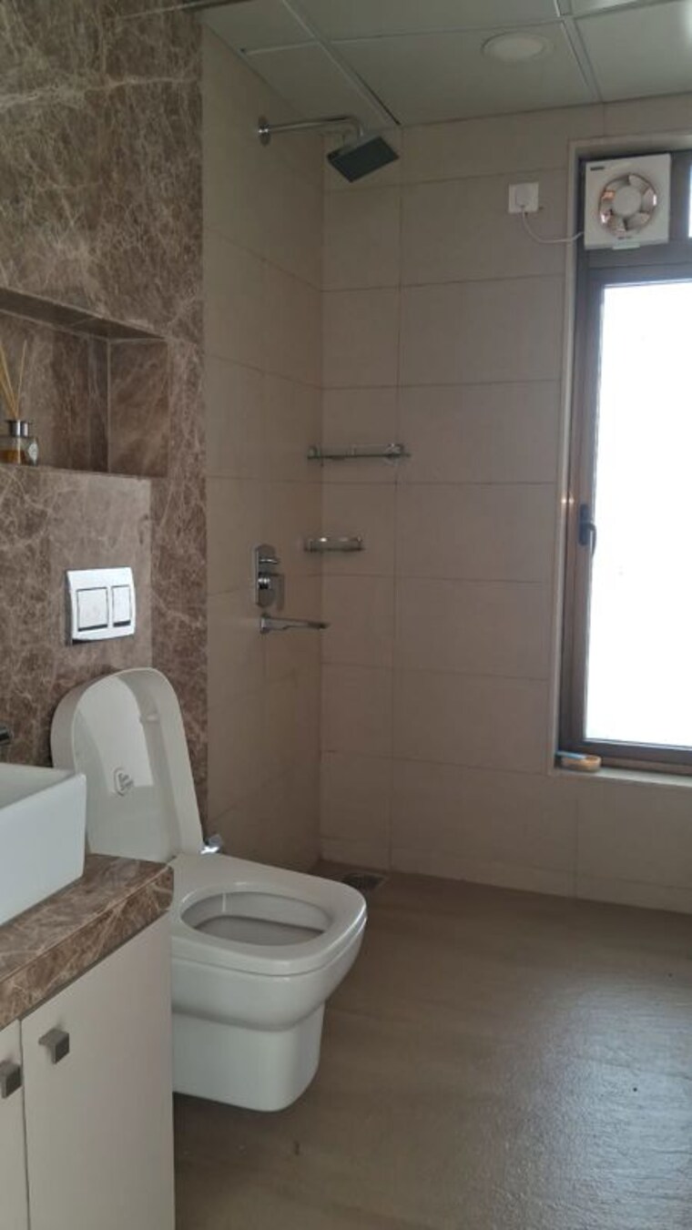 Bathroom, celestia-spaces 3 Bedroom 1413 Sq.Ft. Apartment In Parel Mumbai 9922522