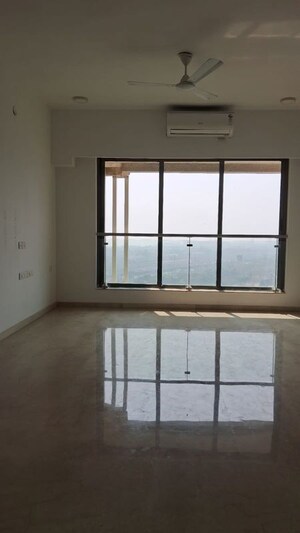 Room in 3 BHK Apartment at Celestia Spaces, Parel – for Rent
