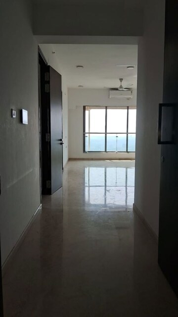 Room in 3 BHK Apartment at Celestia Spaces, Parel – for Rent