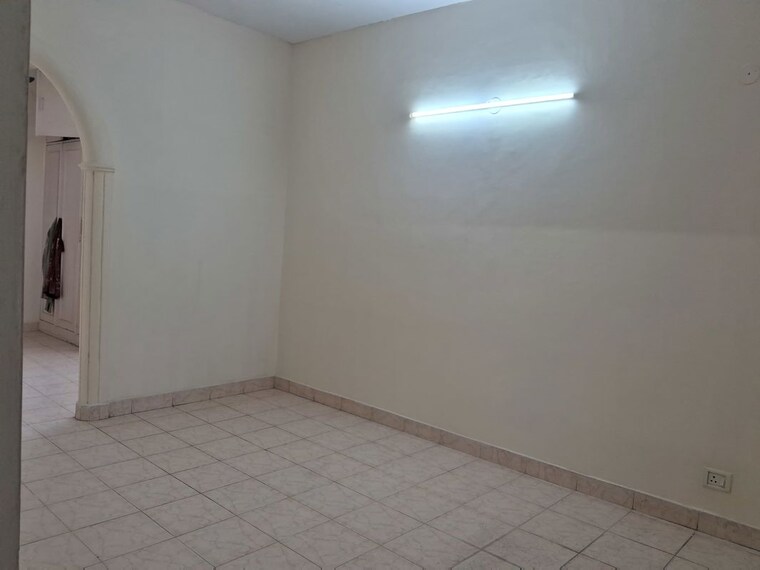 Room, east of kailash 3 Bedroom 3600 Sq.Ft. Builder Floor In East Of Kailash Delhi 9922536