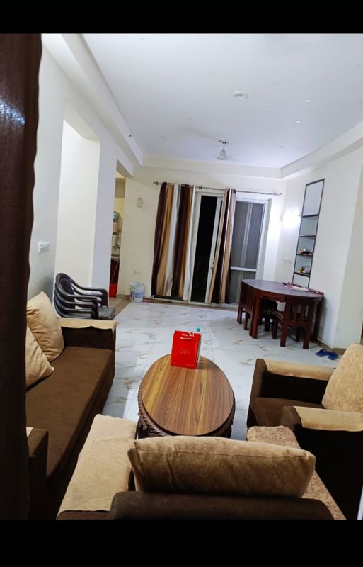 4 BHK + Servant Room Apartment For Rent in Omega II Greater Noida
