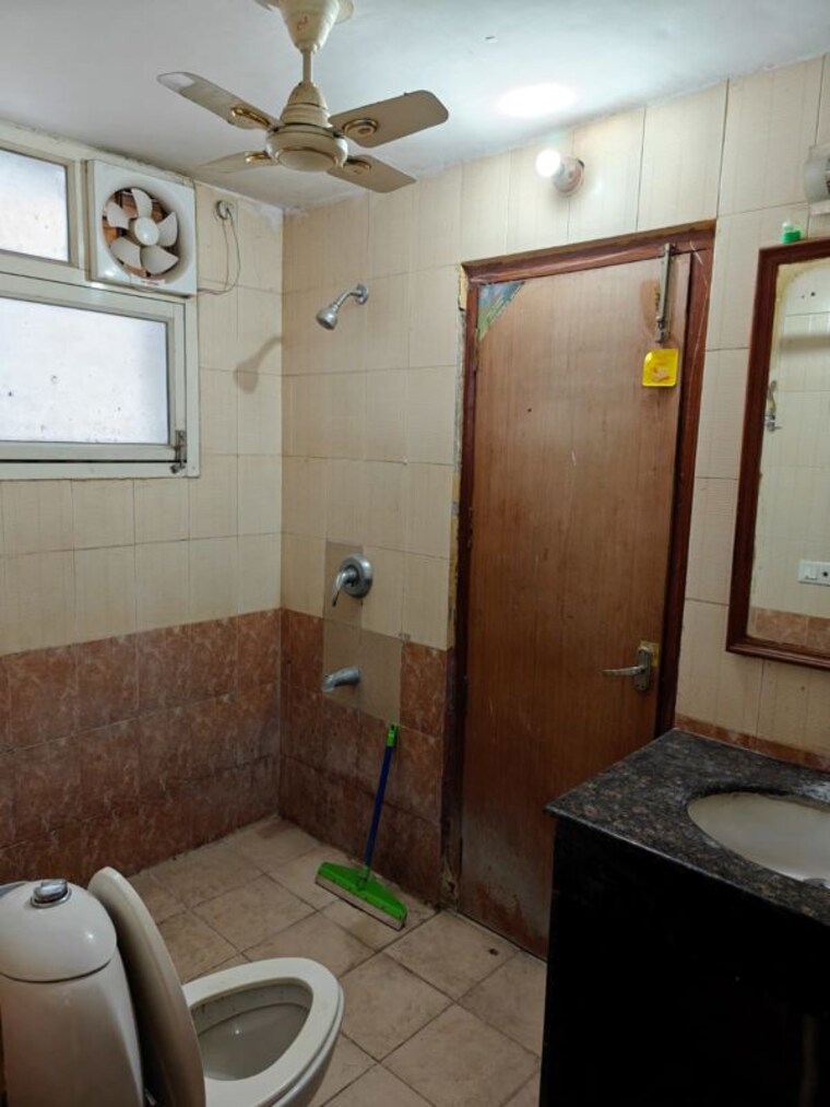 Bathroom, nk-savitry-enclave 2 Bedroom 1650 Sq.Ft. Apartment In Vip Road Zirakpur 9922548
