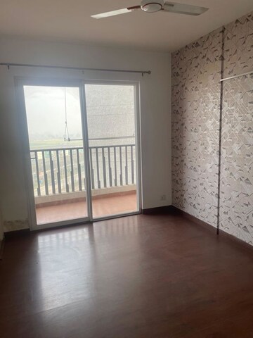 Room in 3 BHK Apartment at Mapsko Mount Ville, Sector 79 – for Sale