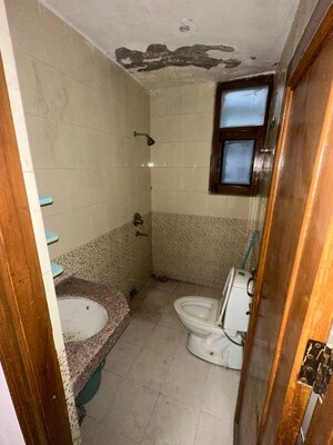 Bathroom in 2 BHK Apartment at Penta Homes, Vip Road – for Rent