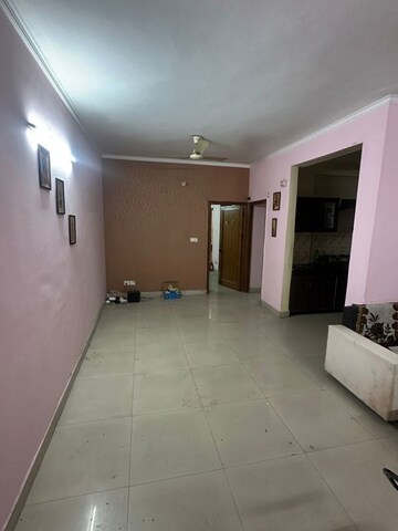 Room in 2 BHK Apartment at Penta Homes, Vip Road – for Rent