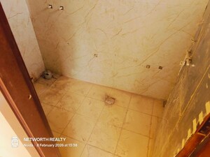Bathroom in 1 BHK Builder Floor at Sunshine Apartments Sector 73, Sector 73 – for Sale