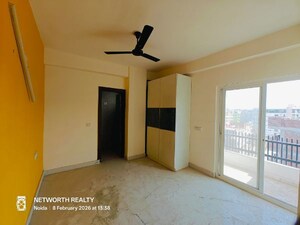 Bedroom in 1 BHK Builder Floor at Sunshine Apartments Sector 73, Sector 73 – for Sale