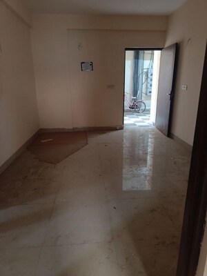 Room in 3 BHK Apartment at Adore Happy Homes Pride, Sector 75 – for Sale