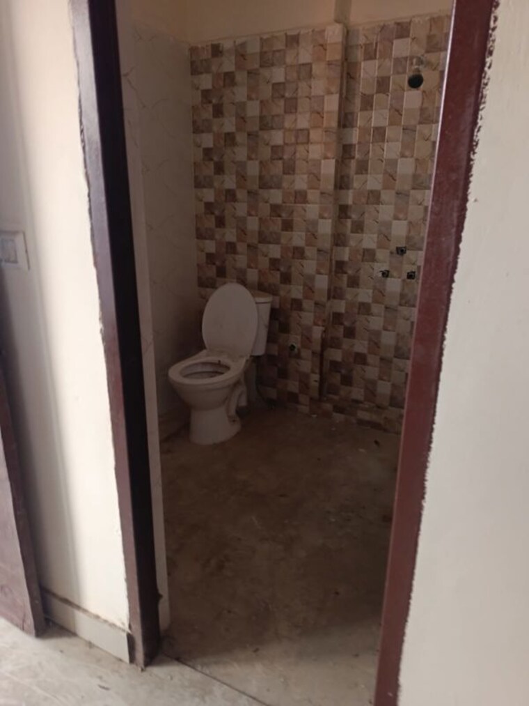 Bathroom, adore-happy-homes-pride 3 Bedroom 646 Sq.Ft. Apartment In Sector 75 Faridabad 9922591