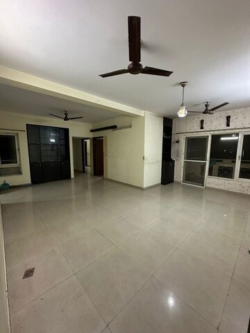 Room in 3 BHK Builder Floor at Puri Aman Vilas, Sector 89 – for Rent