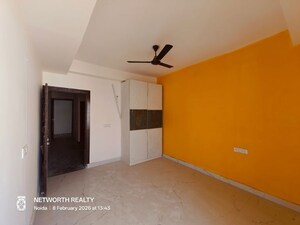 Bedroom in 1 BHK Builder Floor at Sunshine Apartments Sector 73, Sector 73 – for Sale