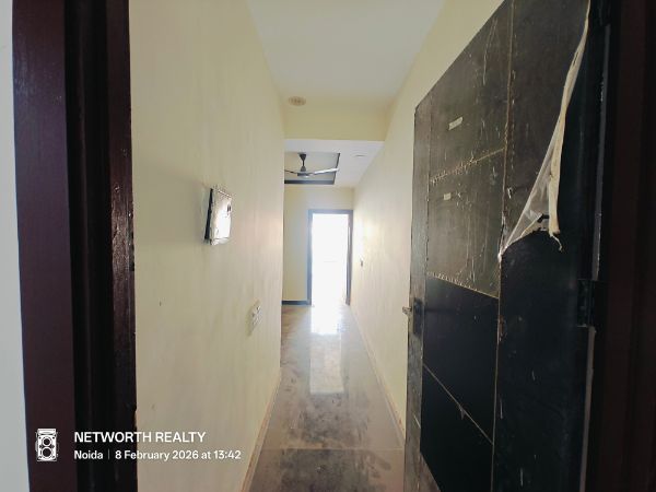 1 BHK + Extra Room Builder Floor For Sale in Sunshine Apartments Sector 73