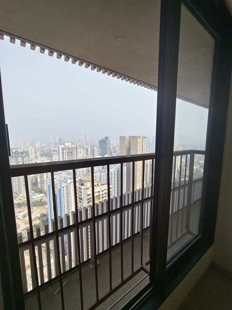 Balcony, chandak-34-park-estate 1.5 Bedroom 550 Sq.Ft. Apartment In Goregaon West Mumbai 9922609